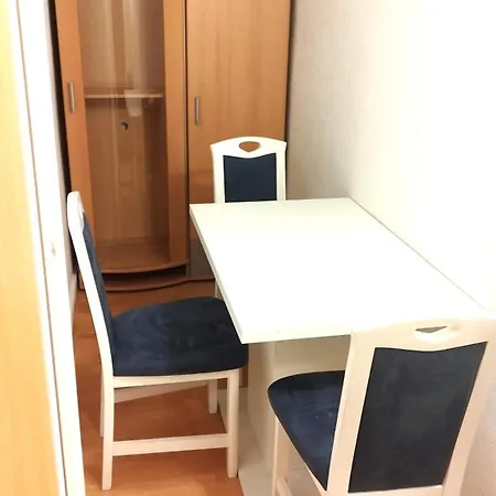 Apartmán In Fuer Max 9 Personen Im Ug *