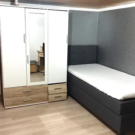 In Fuer Max 9 Personen Im Ug Lejlighed *