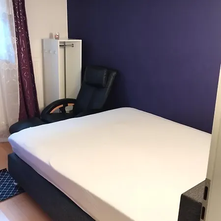 Apartment In Friedberg Fuer Max 9 Personen Im Ug