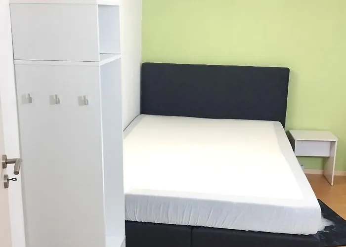 In Fuer Max 9 Personen Im Ug Friedberg