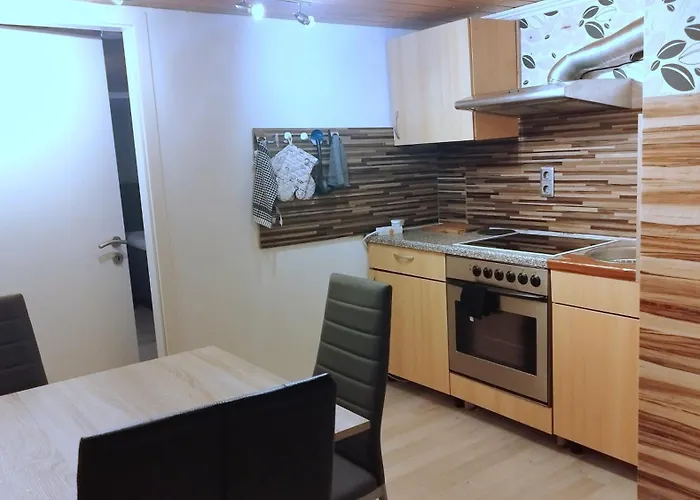 In Fuer Max 9 Personen Im Ug Apartman *