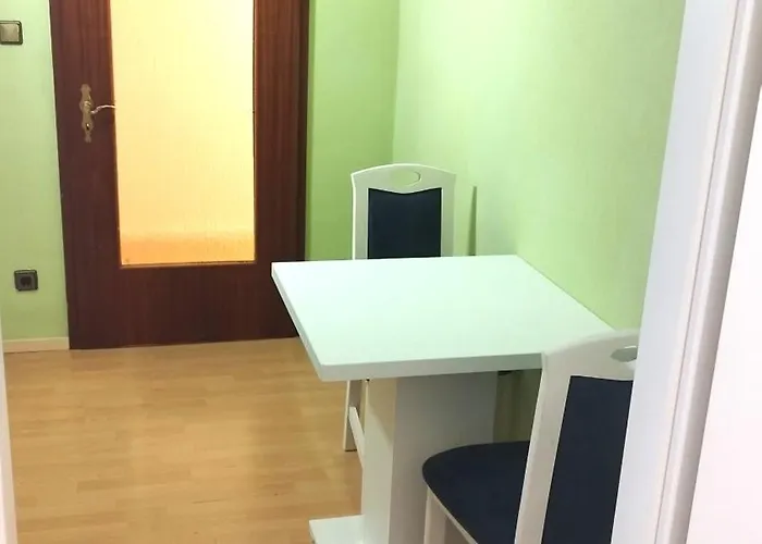 In Fuer Max 9 Personen Im Ug * Friedberg