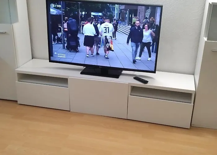 In Fuer Max 9 Personen Im Ug *