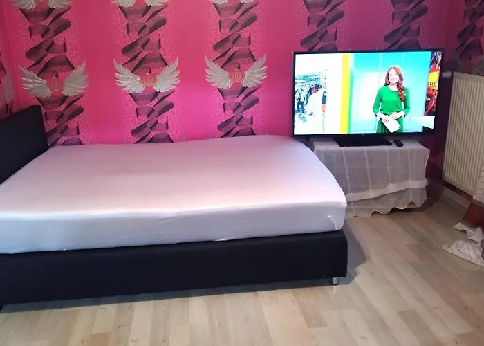 In Fuer Max 9 Personen Im Ug * Friedberg